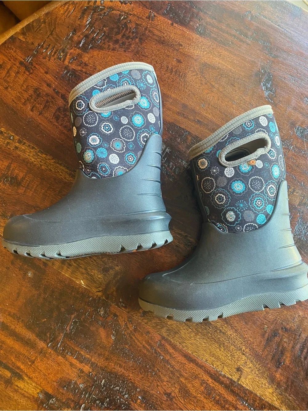 Kids' BOGS Neo Classic Waterproof Insulated Winter Boots size 12 -35F